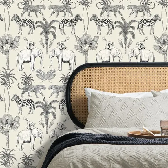 Safari Walk Wallpaper - Natural image