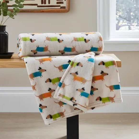Sausage Dog Throw Blanket - Natural, Polyester image