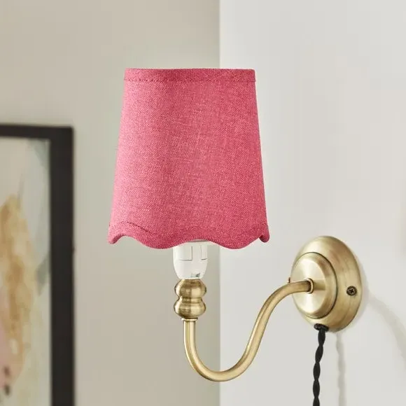 Scalloped Lamp Shade with Gimbal - Rhubarb, Linen