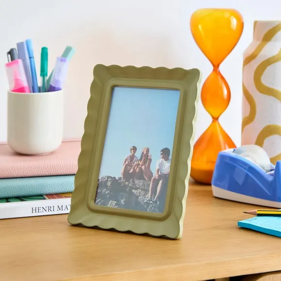 Scalloped Photo Frame - Soft Olive