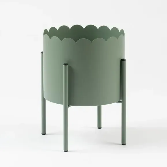 Scalloped Plant Pot - Green, Metal