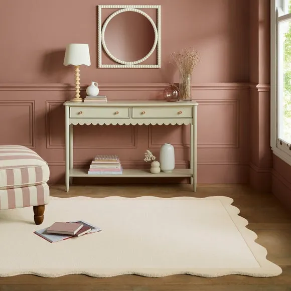 Scalloped Wool Rug - Natural, Hand-Carved