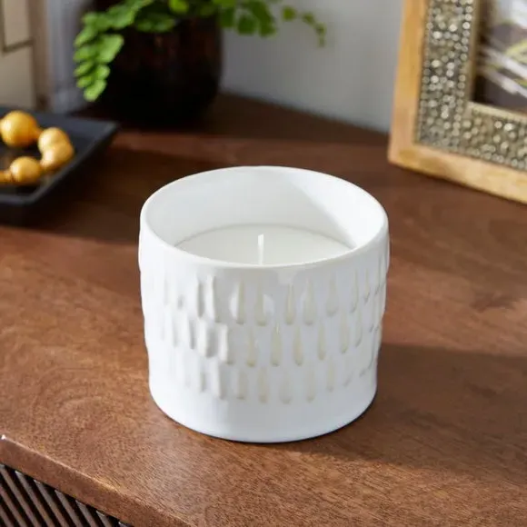 Scented Candle Fig & Cedarwood - White