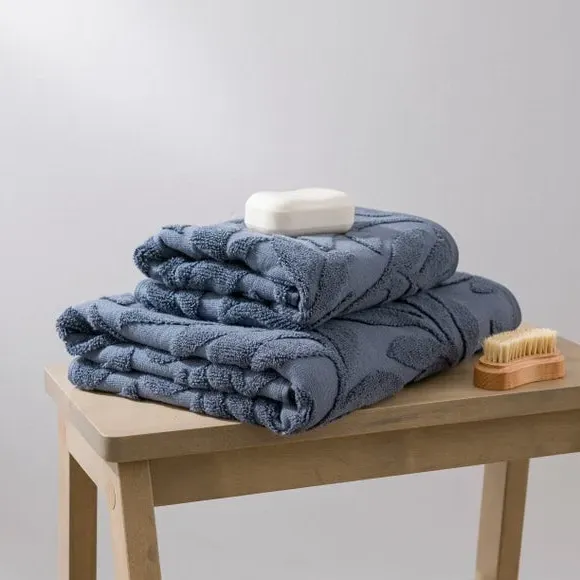 Sculptured Bath Towel with Leaf Design - Maritime image