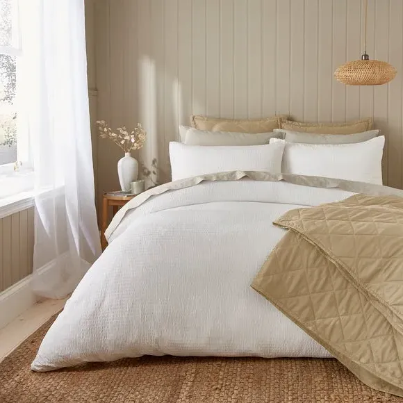 Seersucker Duvet Cover Set - White, Microfibre