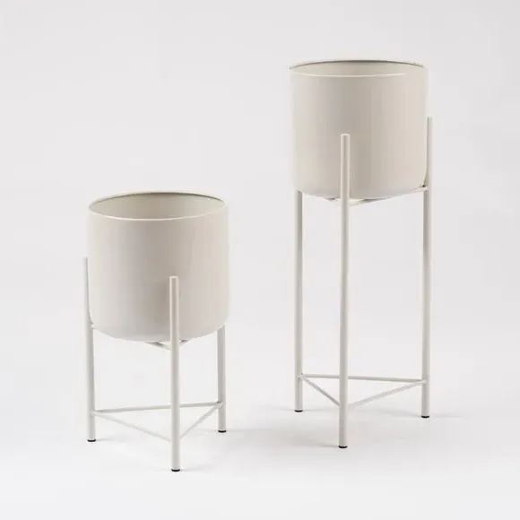 Set of 2 Footed Plant Pots - Beige, Metal