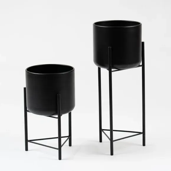 Set of 2 Footed Plant Pots - Black, Metal