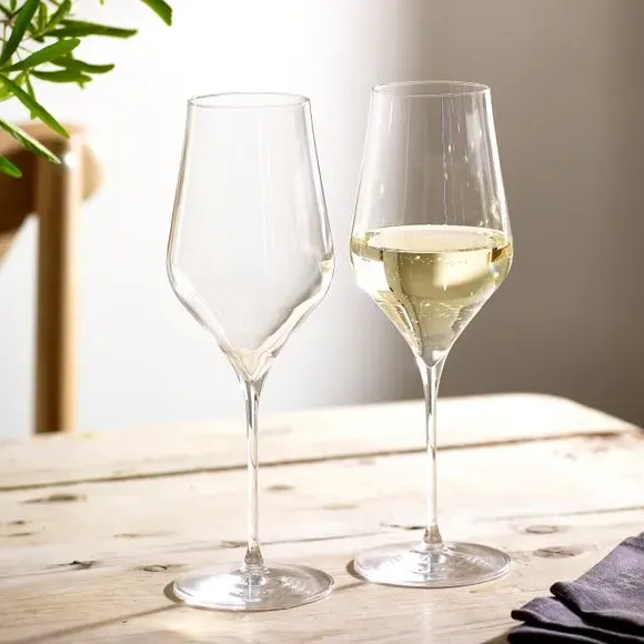Set of 2 Wine Glasses - Clear, Crystal Glass image