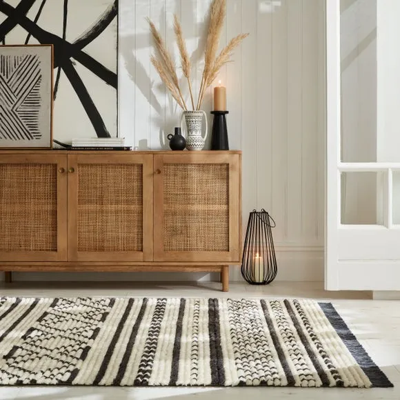 Shaggy Berber Rug - White image