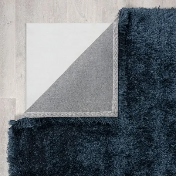Shaggy Rug with Silky Yarns - Blue