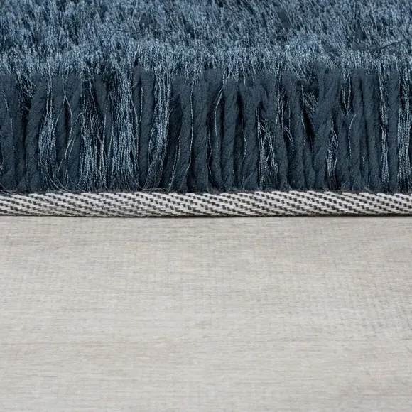 Shaggy Rug with Silky Yarns - Blue