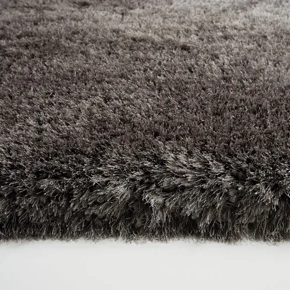 Shaggy Rug with Silky Yarns - Steel