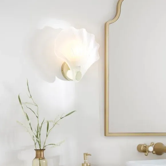 Shell Wall Light with Glass Shade - Gold image