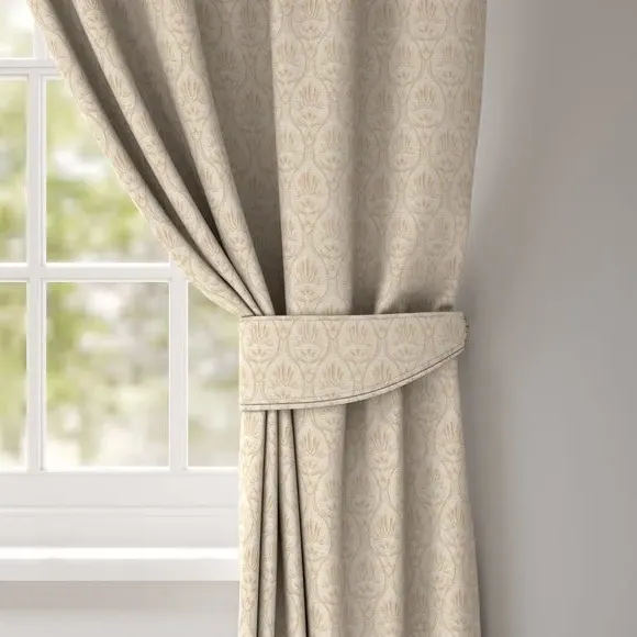 Single Curtain Tieback - Natural