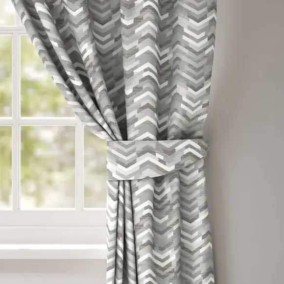Single Curtain Tieback - Silver