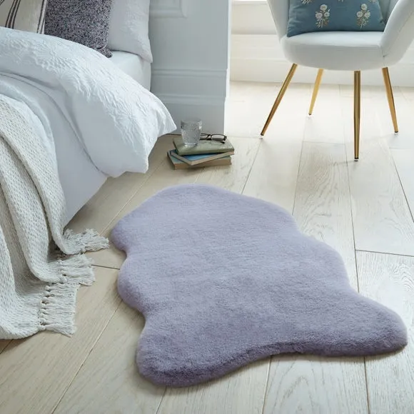 Single Pelt Faux Fur Rug - Lilac, Polyester