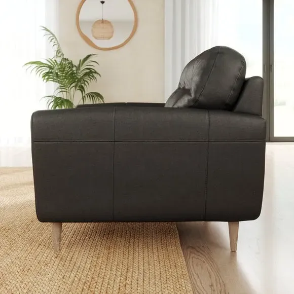Snuggle Chair with Buttoned Back - Black, Leather