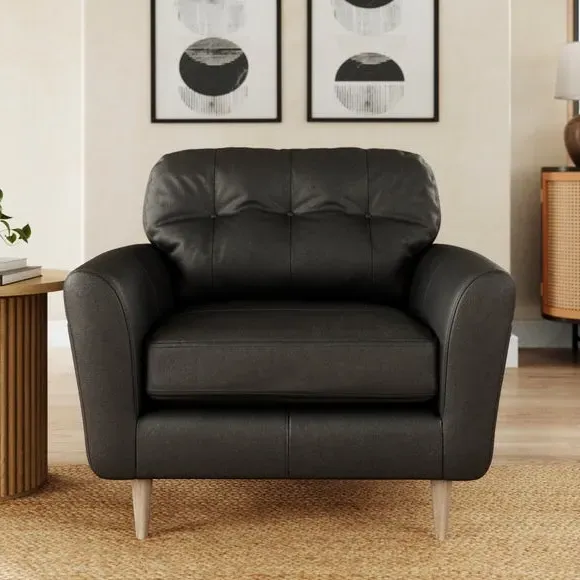 Snuggle Chair with Buttoned Back - Black, Leather image
