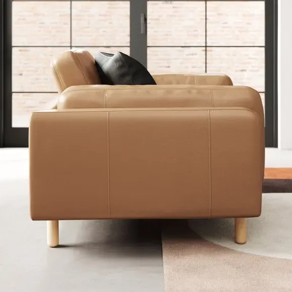 Snuggle Chair with Chaise - Tan, Leather