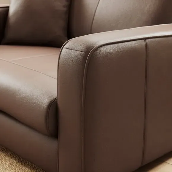 Snuggle Chair with Piped Edge - Mocha, Leather