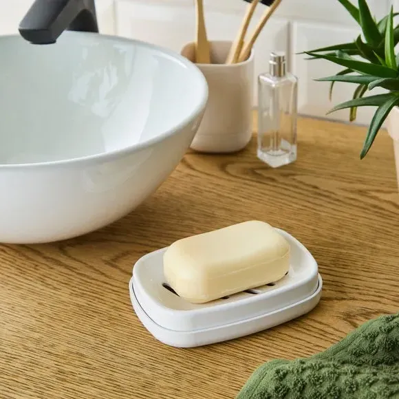 Soap Dish with Drainage - White, Plastic