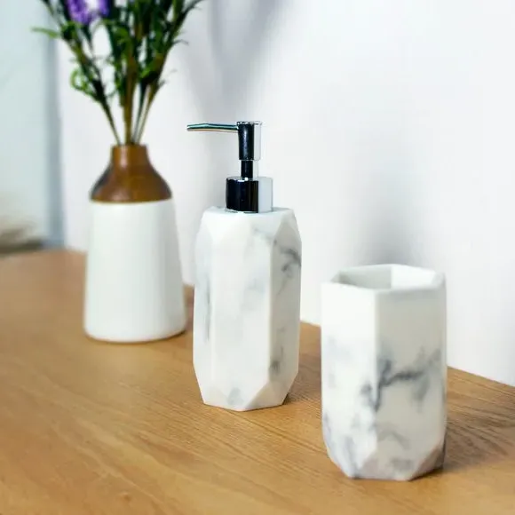 Soap Dispenser with Pump - White, Resin