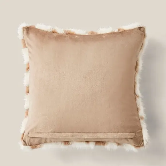 Square Cushion Chevron Pattern - Natural, Faux Fur
