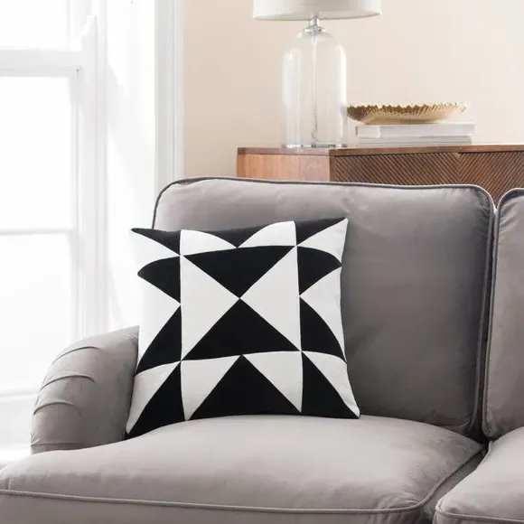 Square Cushion Triangle Patchwork - Cotton Velvet image
