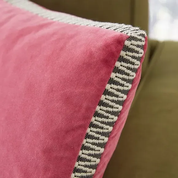 Square Cushion with Box Edge - Fuschia