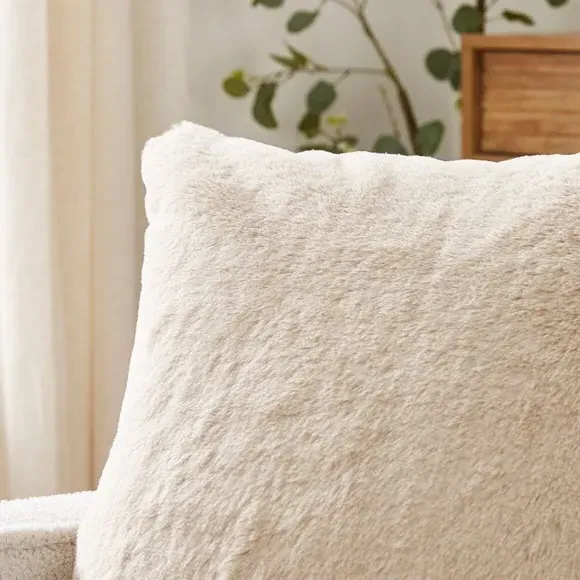Square Cushion with Faux Fur - Natural
