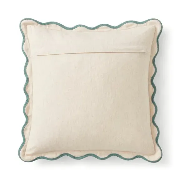 Square Cushion with Scalloped Edge - Multicolor