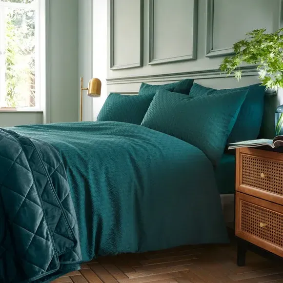 Standard Pillowcase Pair with Button Closure - Green