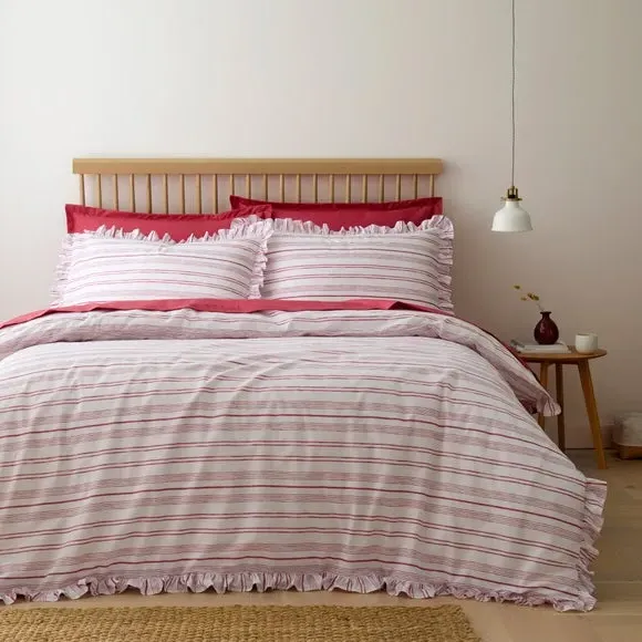 Striped Duvet Cover Set with Frills - Rhubarb, Cotton image