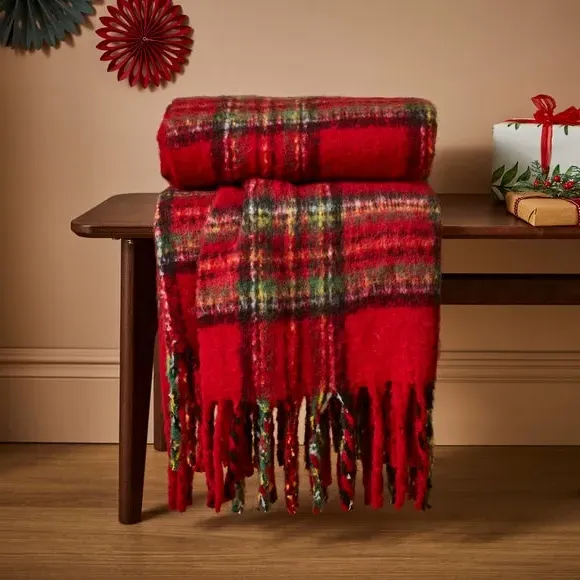 Tartan Throw Blanket with Tassels - Red, Mohair image