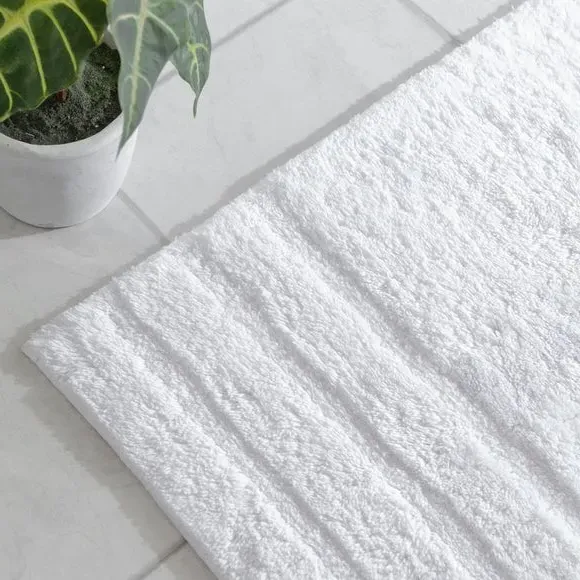 Textured Stripe Bath Runner - White, Cotton