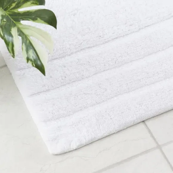Textured Stripe Pedestal Mat - White, Cotton