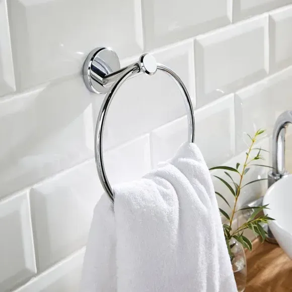 Towel Ring with Wall Fixings - Chrome, Metal