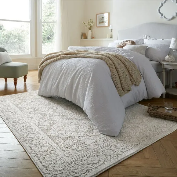 Traditional Medallion Rug - Ivory, Polyester