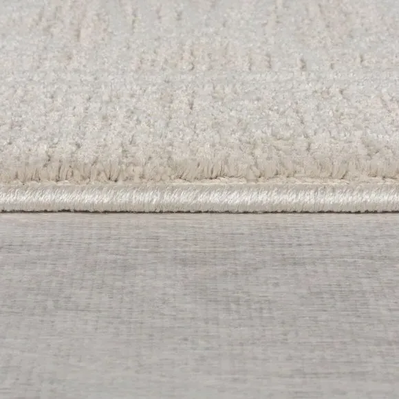 Traditional Rug High-Low Pile - Ivory, Polyester
