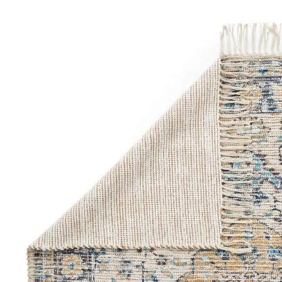 Traditional Rug with Floral Design - Natural, Wool