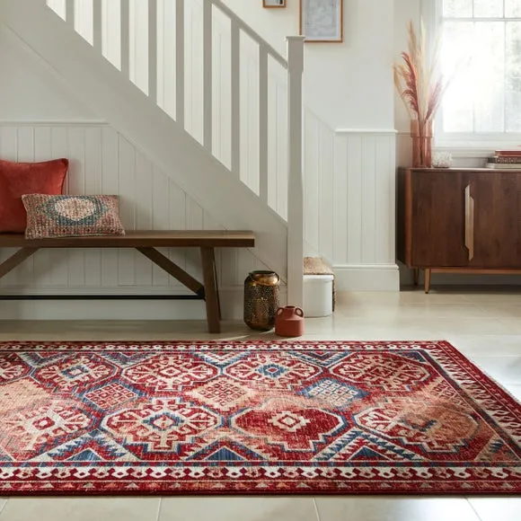 Traditional Rug with Geometric Pattern - Red