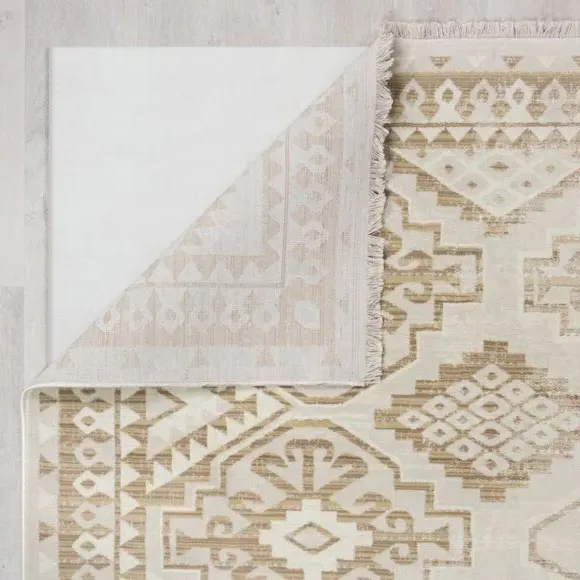 Traditional Runner Rug - Ivory, Polypropylene