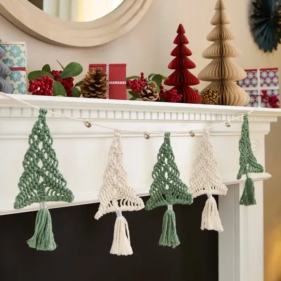 Tree Garland Decoration - Green, Woven image
