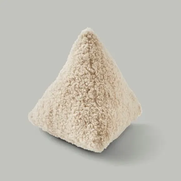 Triangle Cushion Boucle Texture - Cream, Polyester