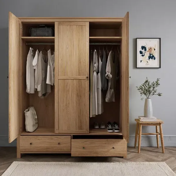 Triple Wardrobe with Drawers - Oak