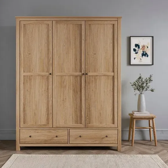 Triple Wardrobe with Drawers - Oak