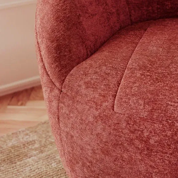 Tub Swivel Chair with Pleated Design - Orange