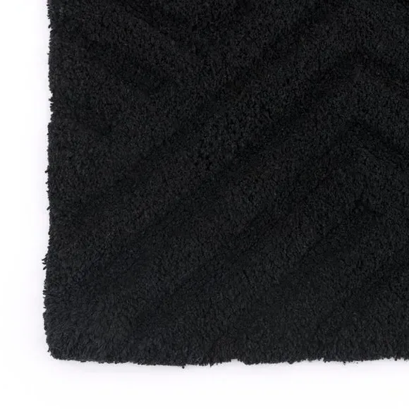 Tufted Bath Mat with Geometric Design - Black