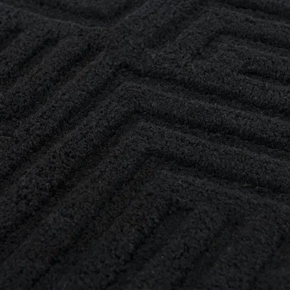 Tufted Bath Mat with Geometric Design - Black