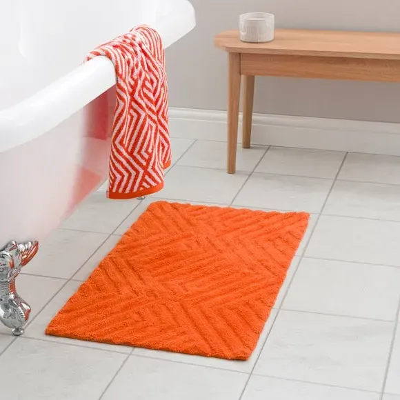 Tufted Bath Mat with Geometric Design - Orange